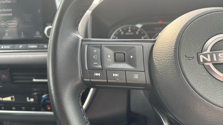 Nissan Qashqai 1.3 DiG-T MH Acenta Premium 5dr Petrol Hatchback